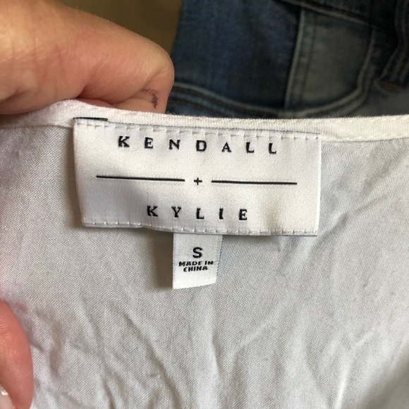 Crop Top - Picture 2 of 3